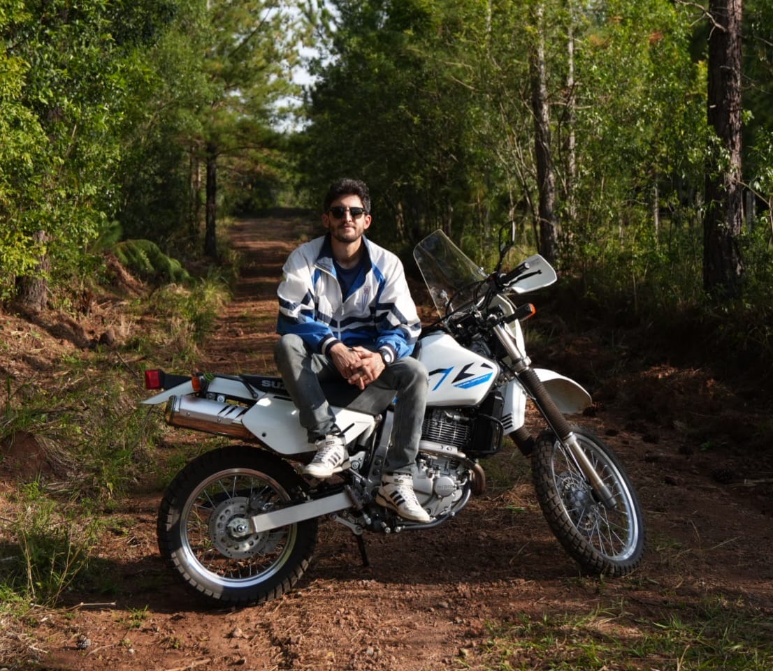 Motos en la selva misionera